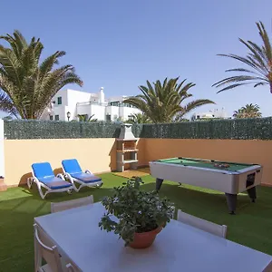 Anju Delfines Bravo's Apartment